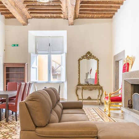 The House Of Thrones Apartamento Viterbo Exterior foto